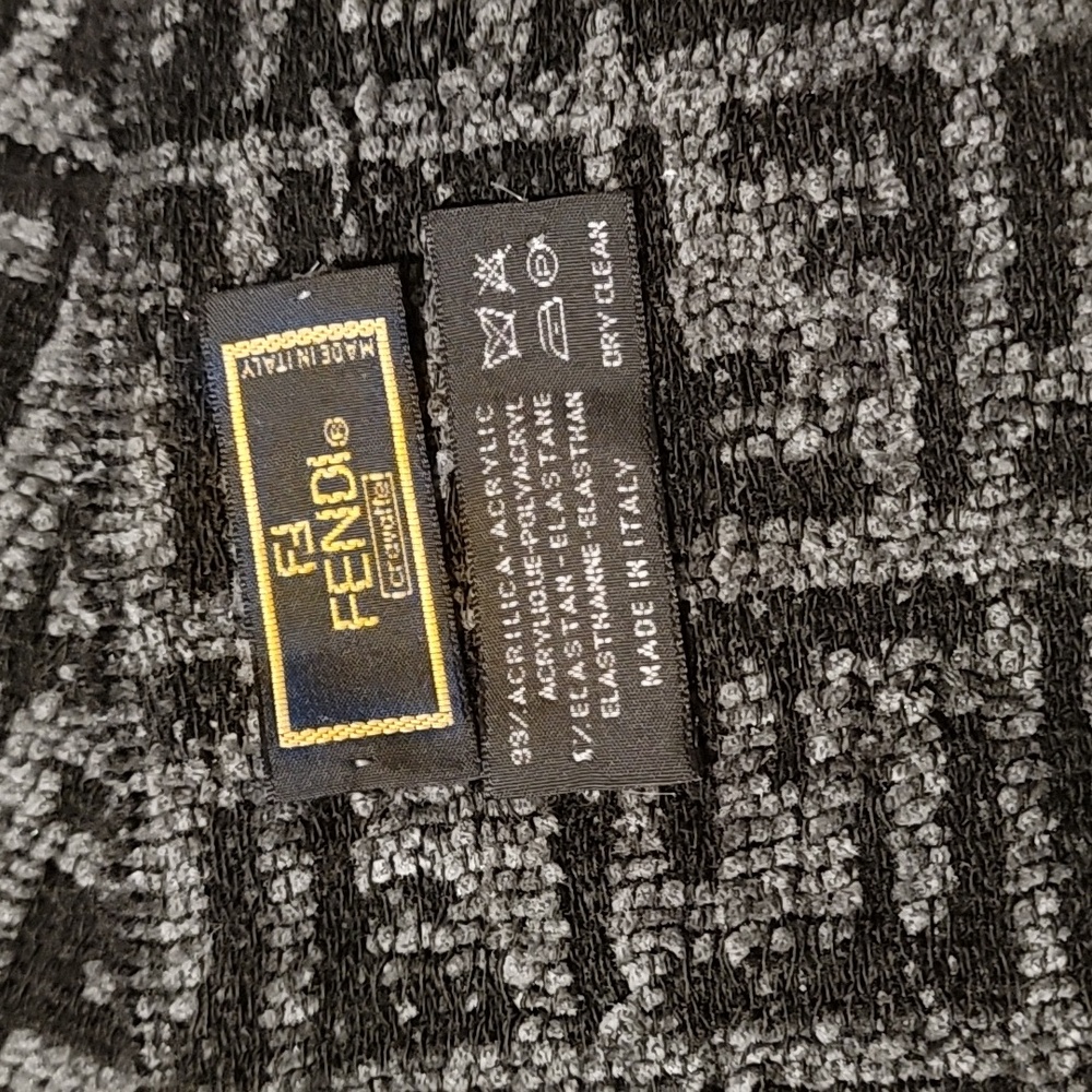 Authentic Fendi Scarf - Picture 5 of 5